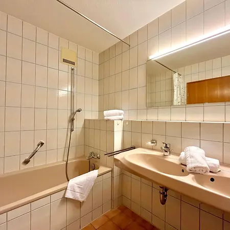 Dorfplatz Apartmán *